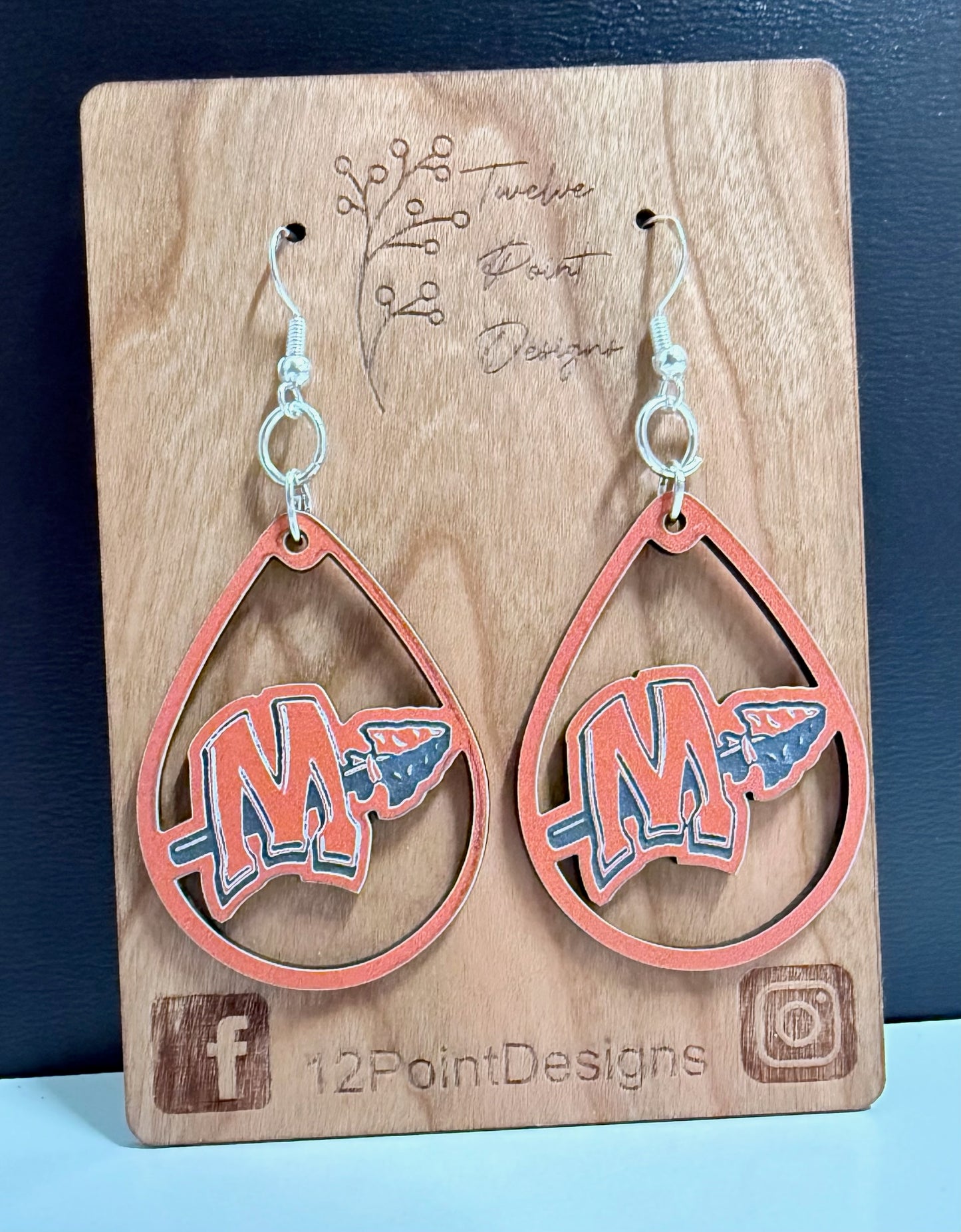 Teardrop earring